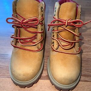 Timberland Kids Tan Boots with Red Laces